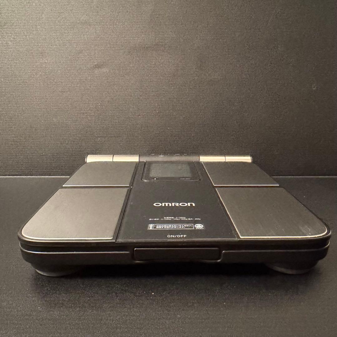 【美品】OMRON KRD-703T カラダスキャン 体組成計