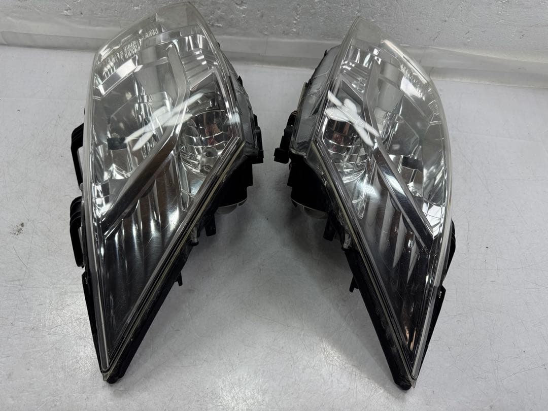 デリカ　D：5　CV5W　ヘッドライト　左右　レベ付　コイト　100-87918