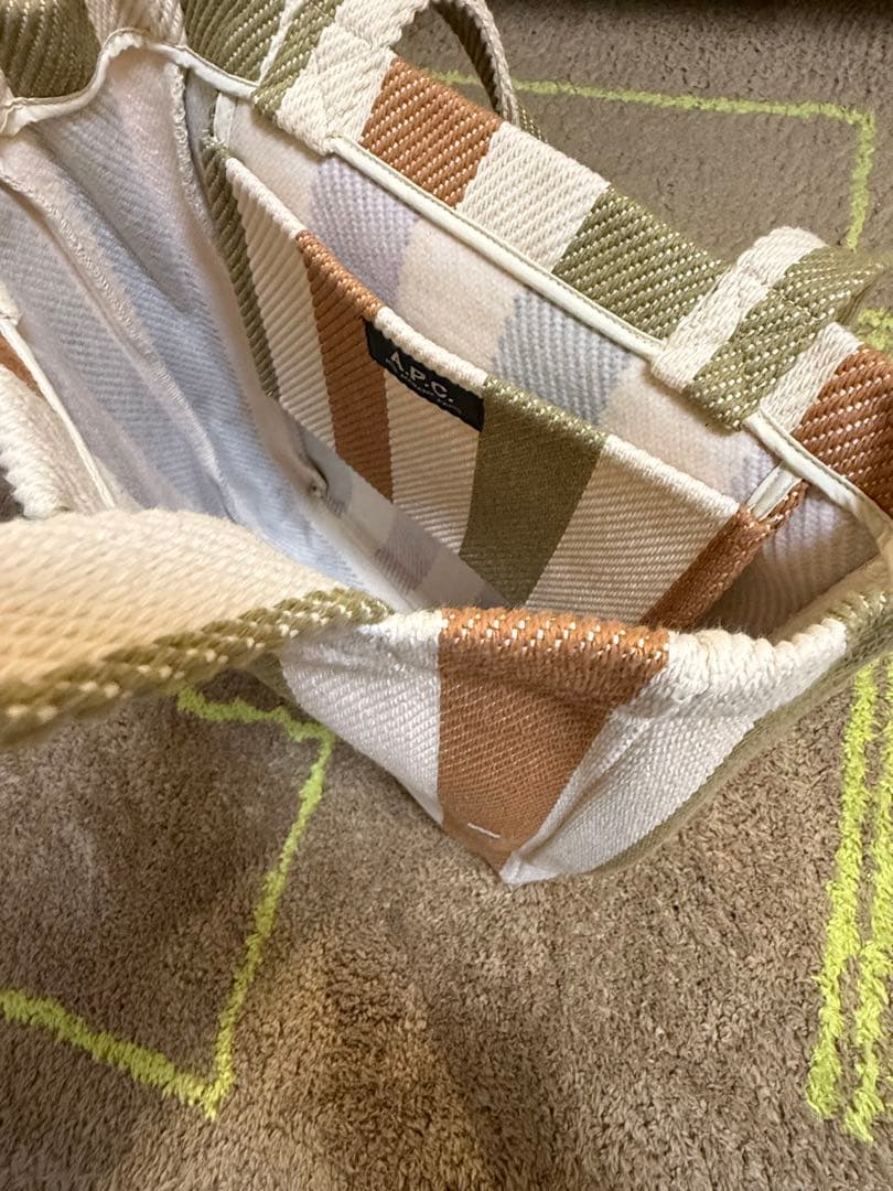近日中に出品停止予定　A.P.C. ストライプキャンバス_縦長トートバッグ