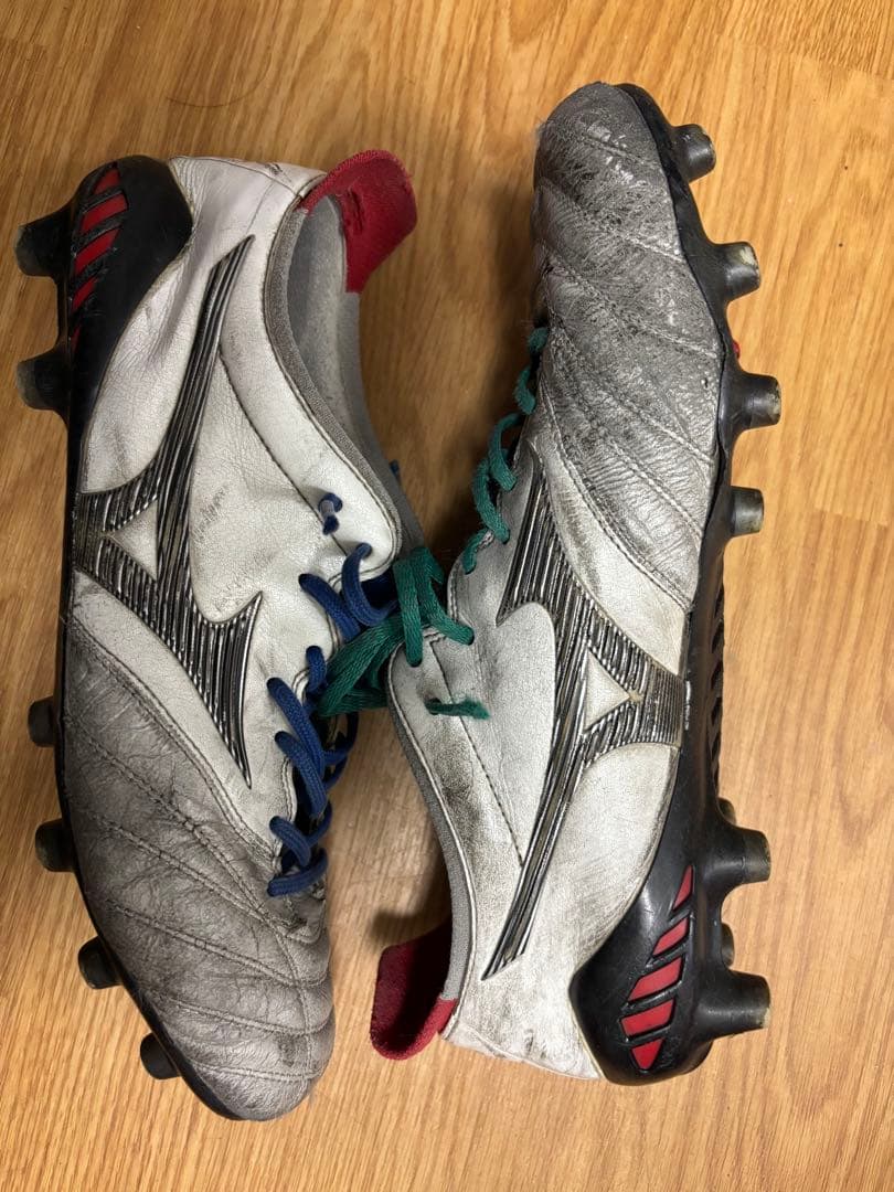Mizuno モレリアネオ3 正規の紐あり