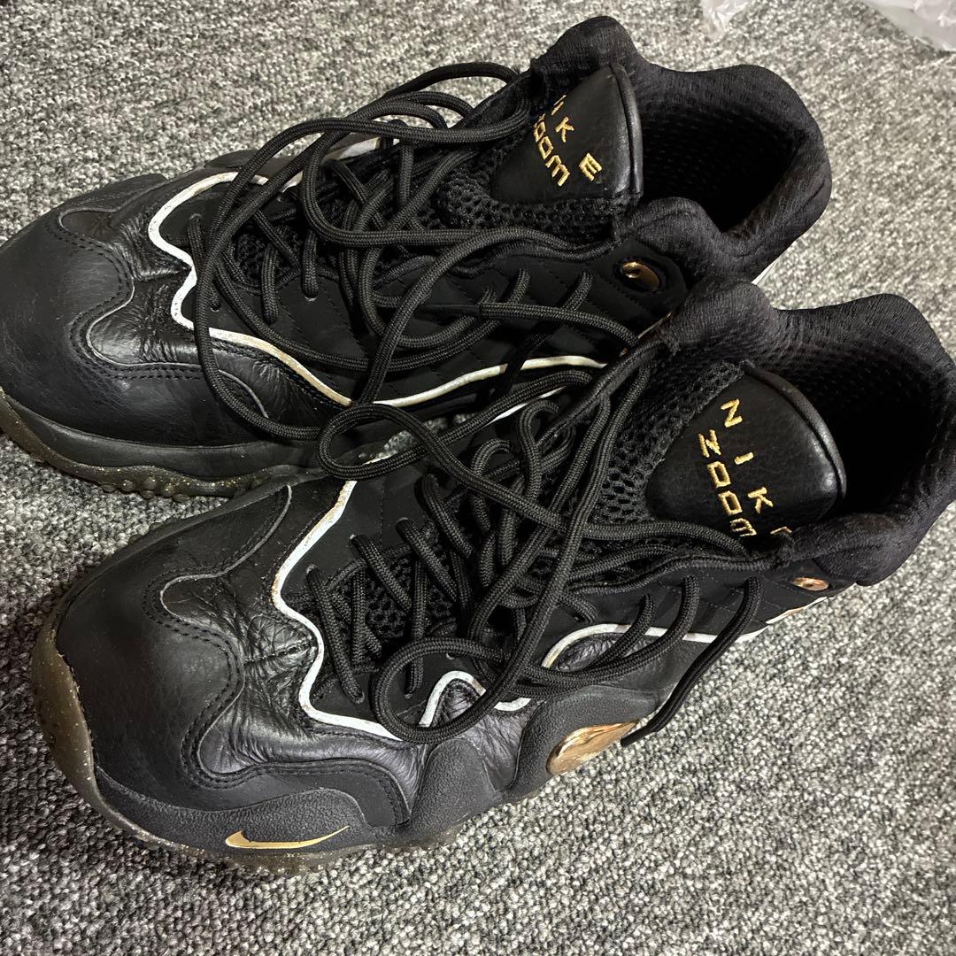 ナイキ NIKE AIR ZOOM UPTEMPO