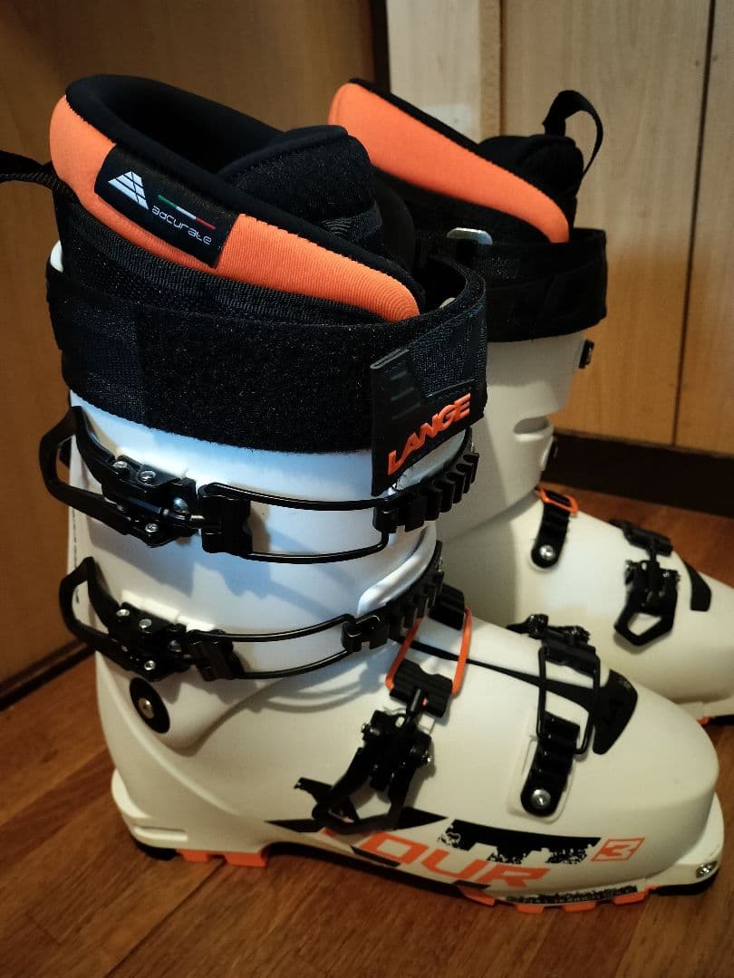 (定価8万クラス)LANGE XT3 TOUR2023山スキーブーツ 26.5