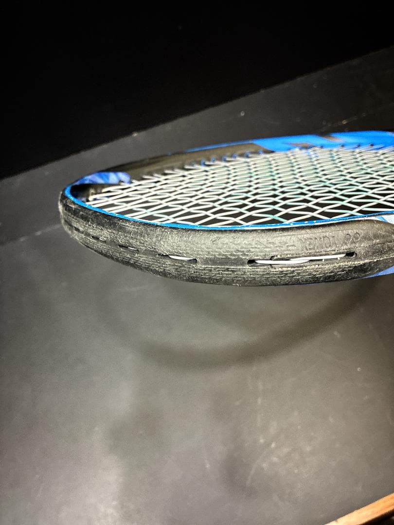 YONEX EZONE 100 ヨネックス　2019年モデル　硬式テニスラケット