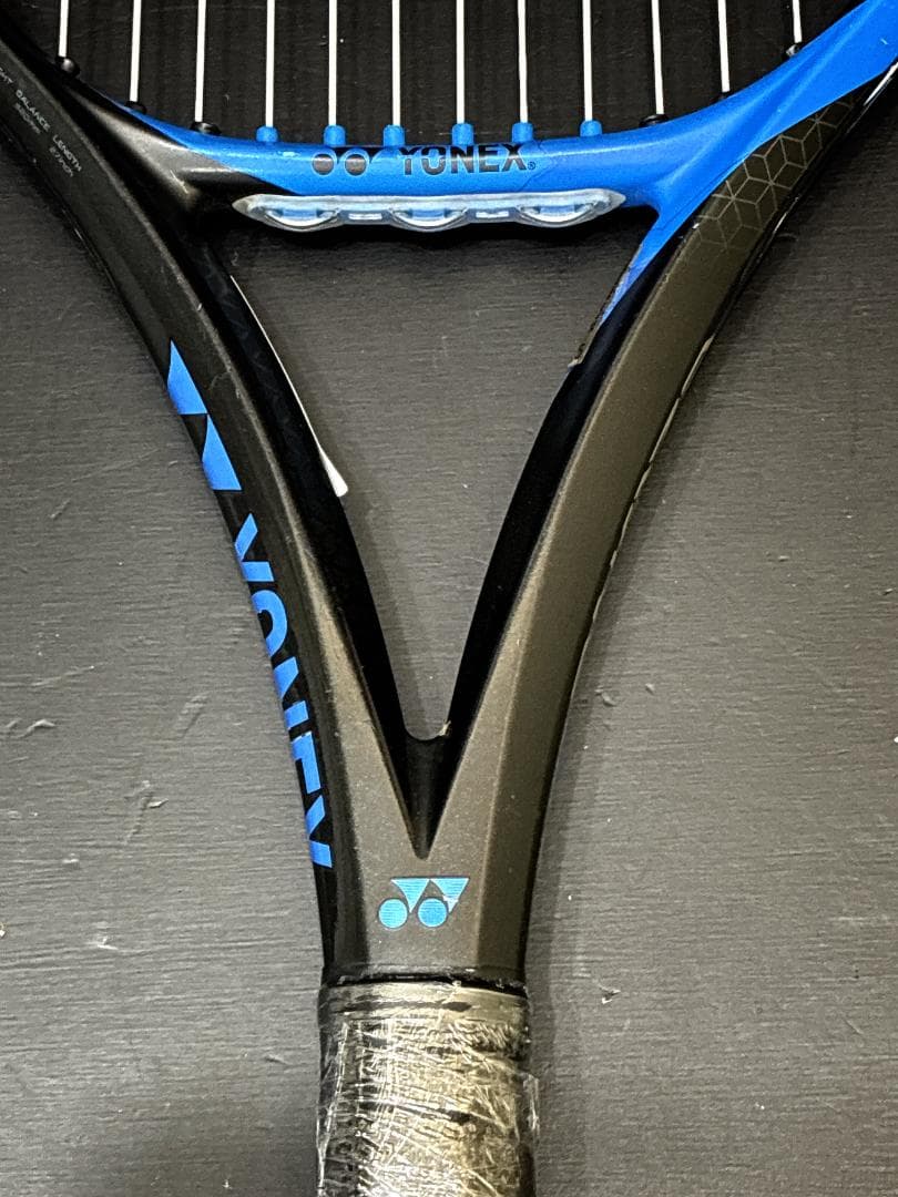 YONEX EZONE 100 ヨネックス　2019年モデル　硬式テニスラケット