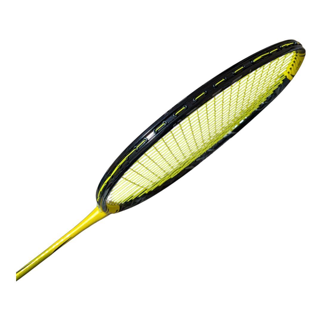 【美品】YONEX ナノフレア1000Z NANOFLARE 4UG5