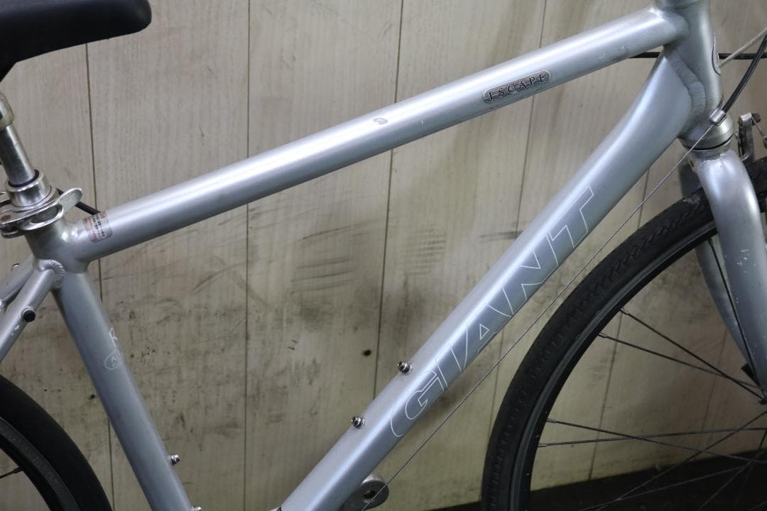 GIANT ESCAPE R3 700C アルミ 24速 465mmクロスバイク