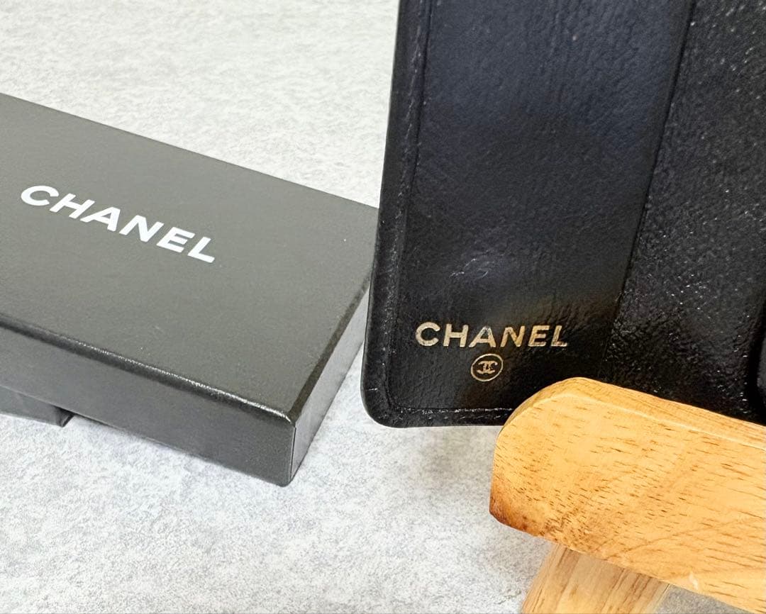 t*o様 (正規品)CHANEL ブラック 本革レザー 6連キーケース