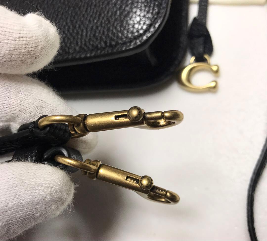 COACH ノアポップアップ メッセンジャーバッグ