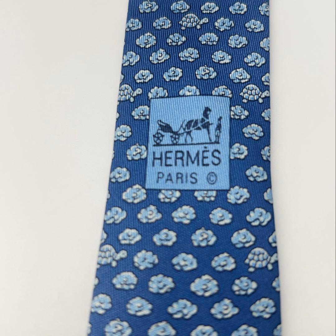 美品✨HERMESエルメス　ネクタイ　ブルー　雲・亀　シルク
