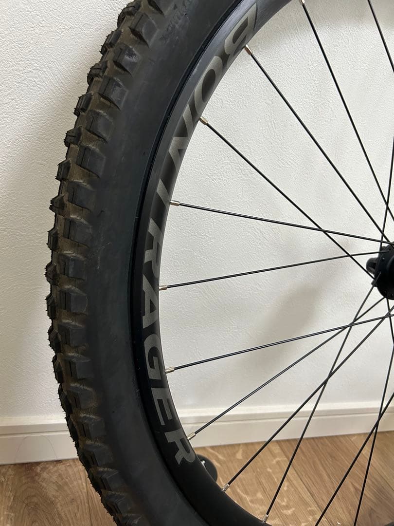 【未使用】29インチ BONTRAGER LINE COMP 30 完組ホイール