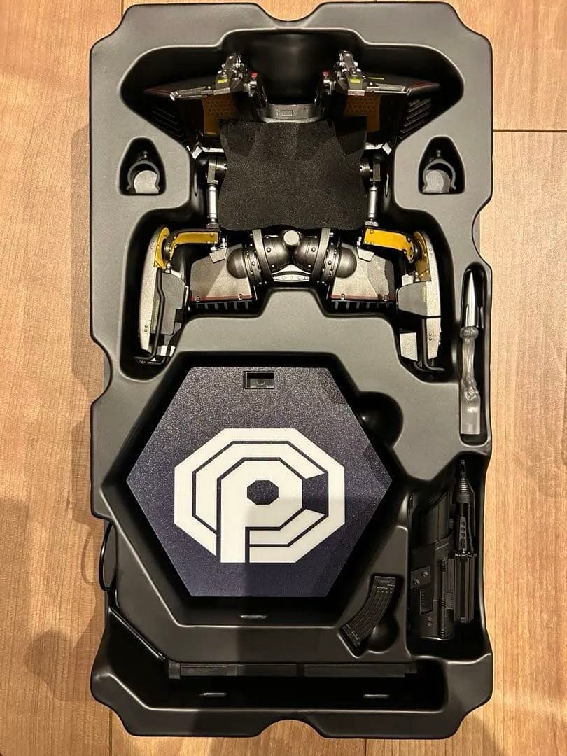 ロボコップ3 1/6スケール フィギュア　ホットトイズ