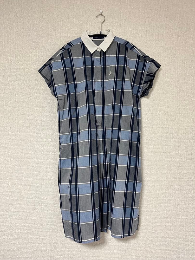FRED PERRY フレッドペリー シャツワンピース　ロゴ刺繍　比翼仕立て