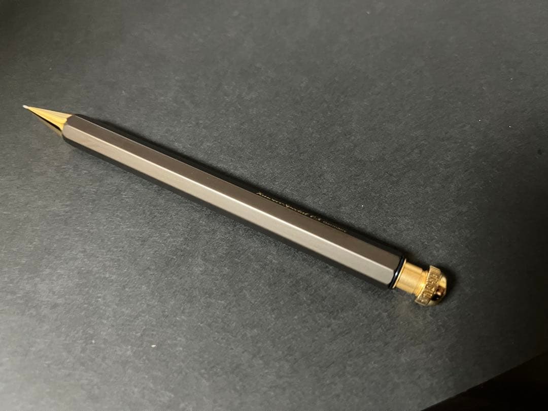 カヴェコスペシャル 伊東屋限定色 オリーブブラウン