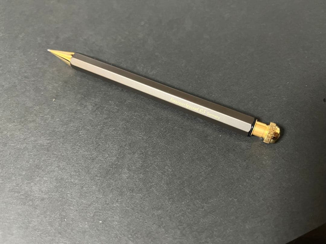 カヴェコスペシャル 伊東屋限定色 オリーブブラウン