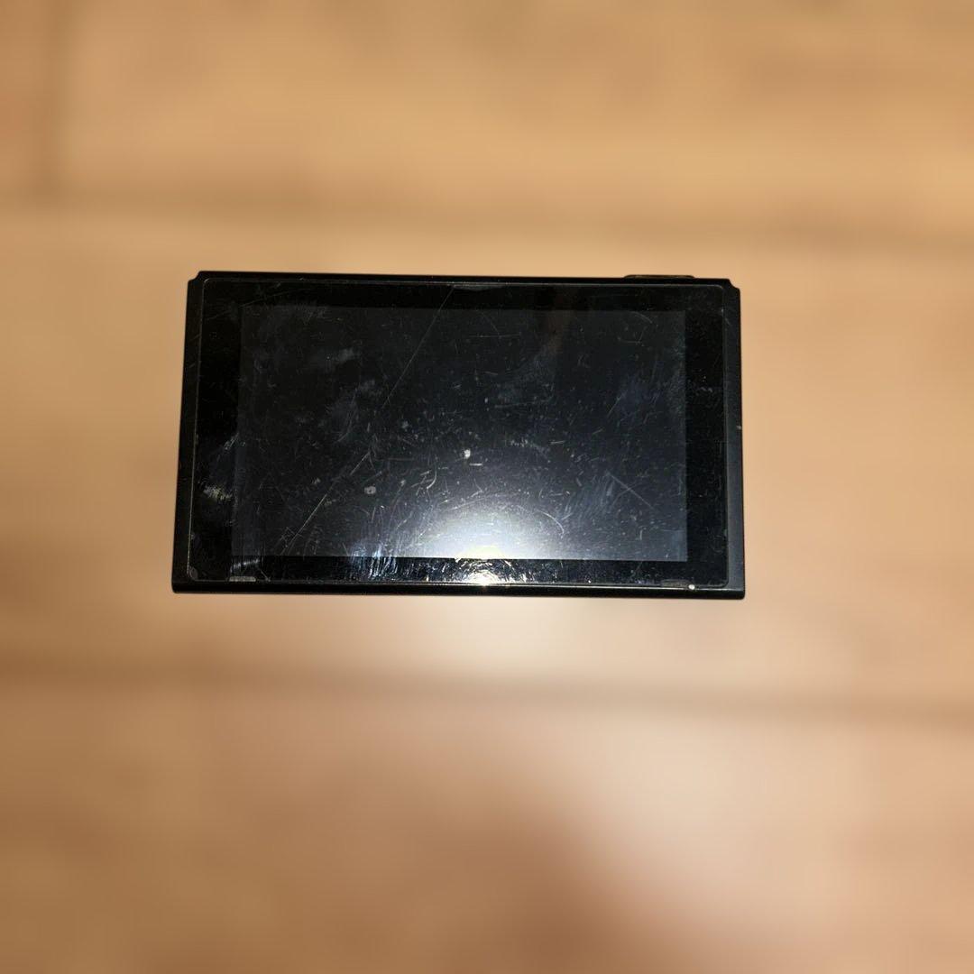 ヤ*シ様 b*t様 Nintendo Switch 本体 使用感あり