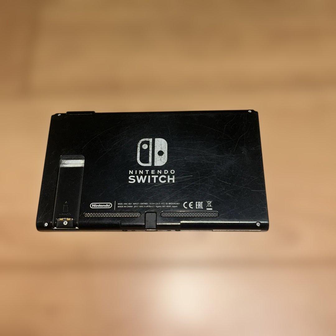 ヤ*シ様 b*t様 Nintendo Switch 本体 使用感あり
