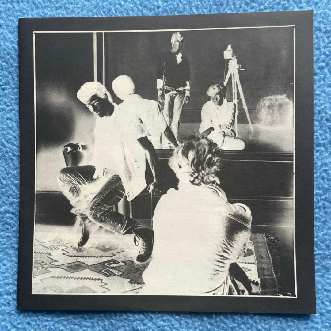 a-ha「ハンティング・ハイ・アンド・ロウ」「ルージング・ユー」レコード2枚。