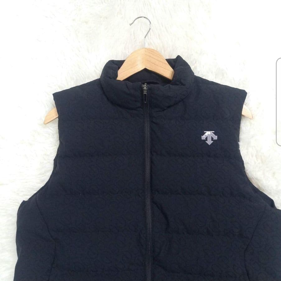 【AOI926】DESCENTE GOLF ダウンベスト 総柄