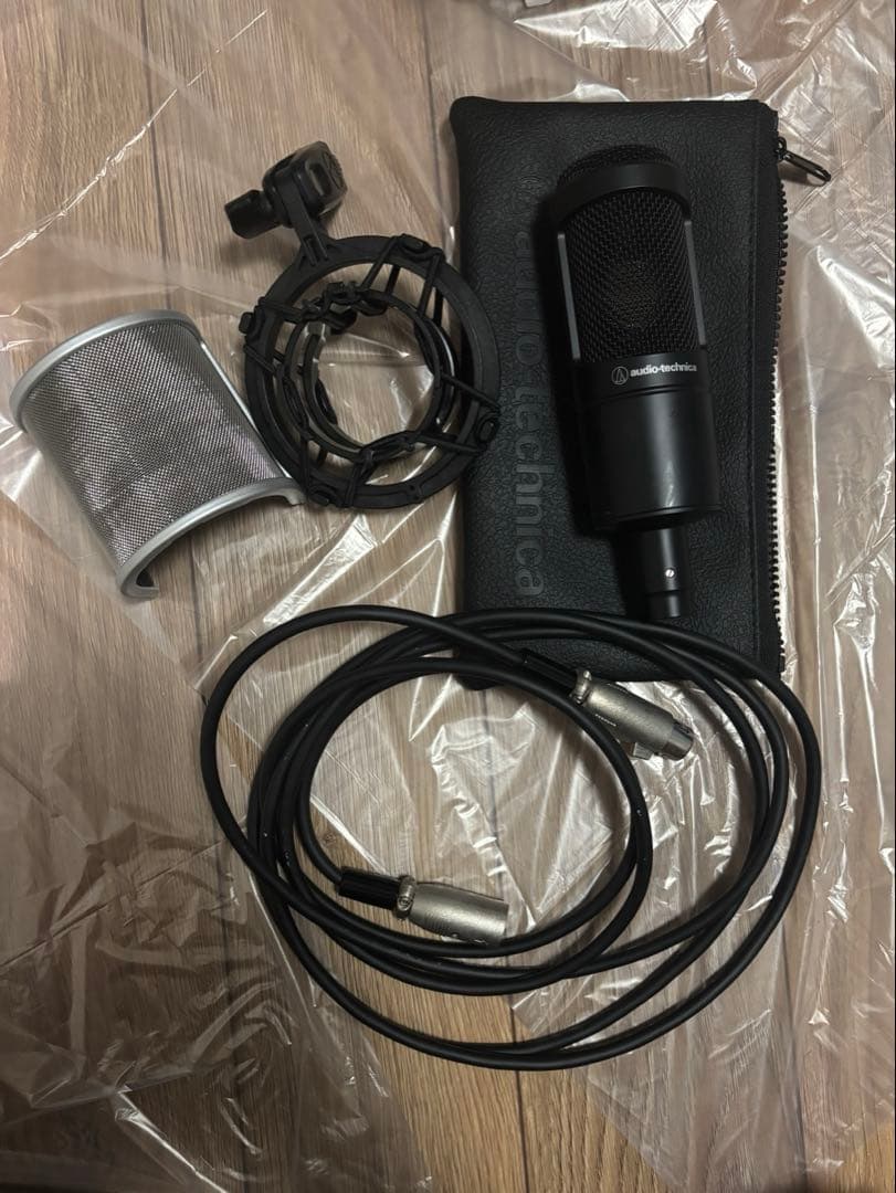 Audio Technicaオーディオテクニカ AT2035 コンデンサーマイク