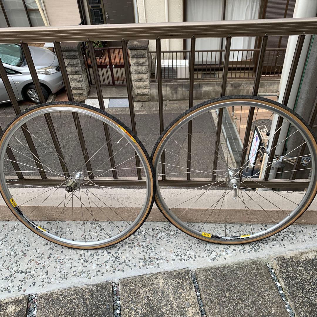 Mavic クリンチャータイヤ用ホイール