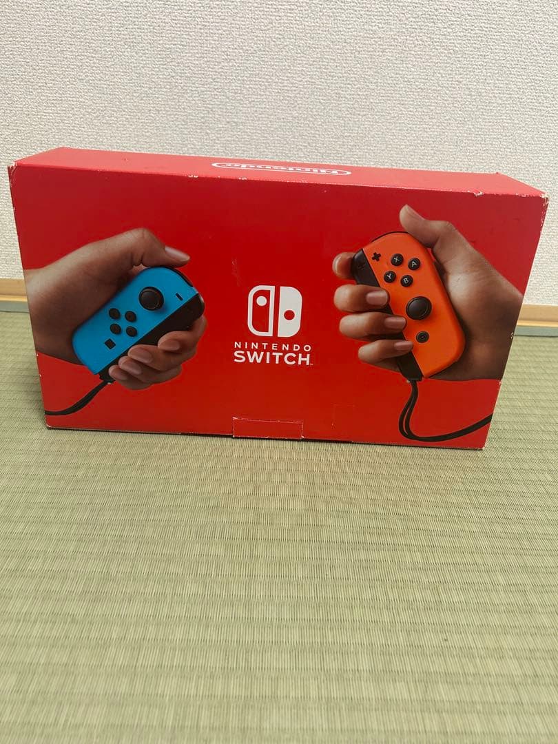 @*様 大*ん様 Nintendo Switch 本体　ネオンブルー/レッド