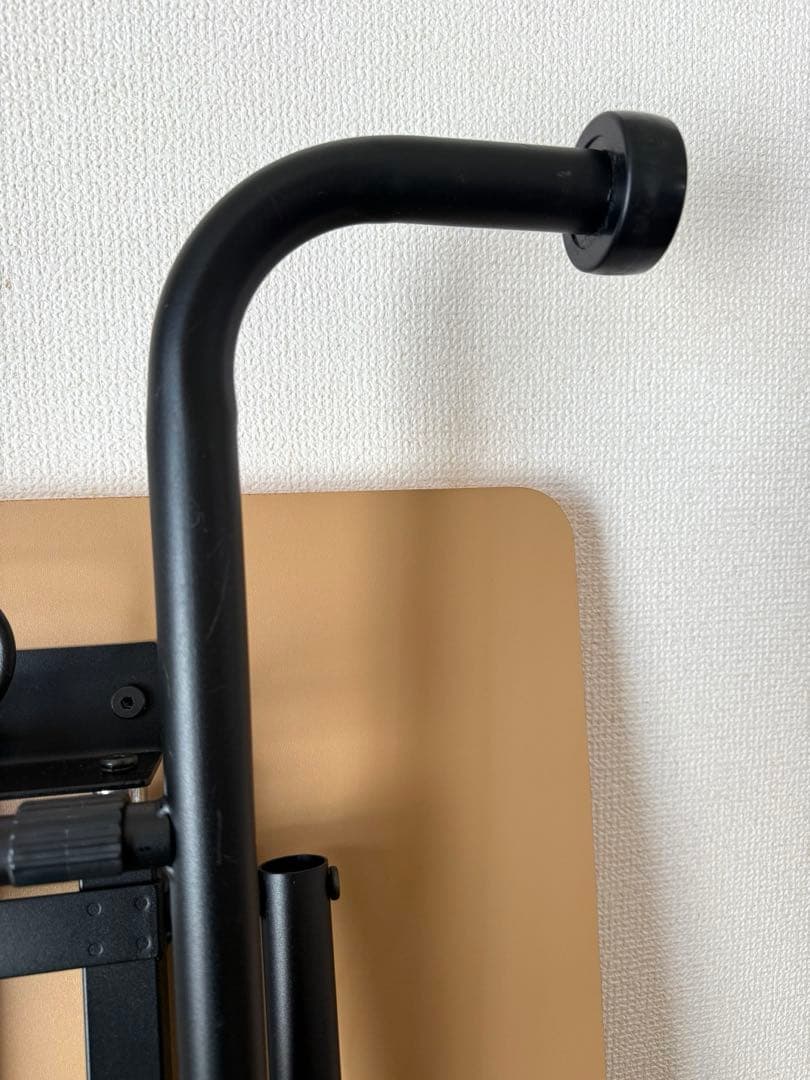 ガス圧昇降式センターテーブル　ニトリ　ナチュラル色