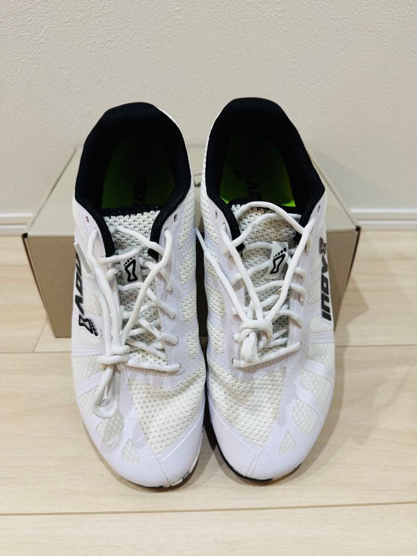 【美品】イノベイド INOV-8 inov-8ホワイト 26cm