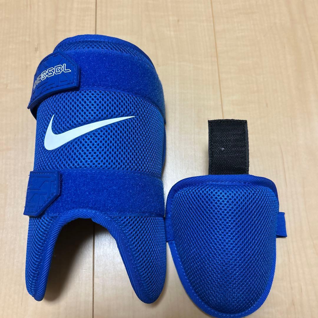 Nike フットガード ブルー