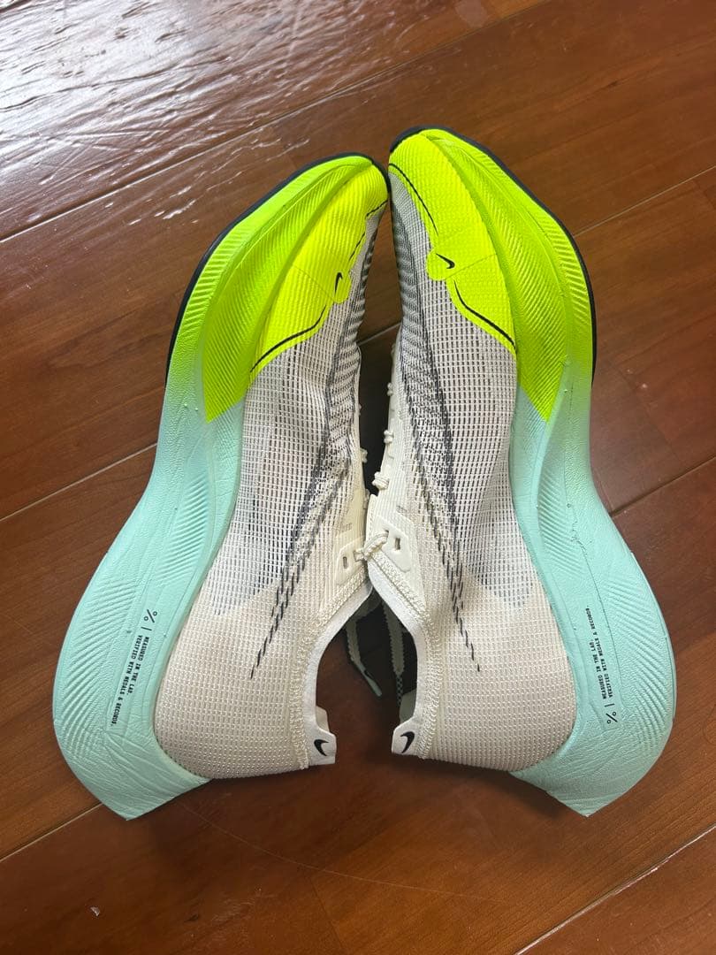 新品未使用 NIKE vaporfly next% 28.5 US10.5