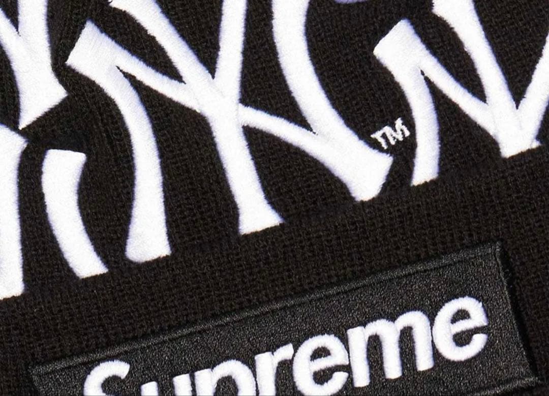 【ウンチェ着用】Supreme ニット帽 ニューヨーク・ヤンキース ブラック