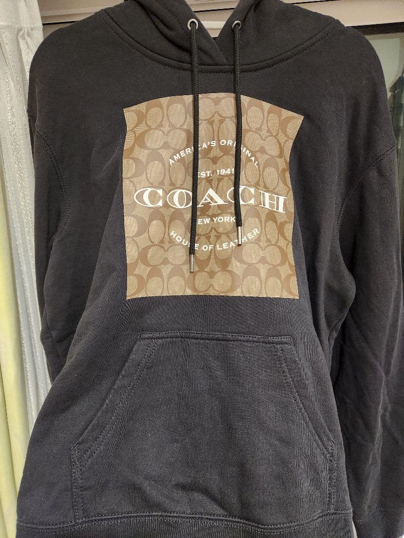 限定値下げ！COACH　ロゴ　パーカー