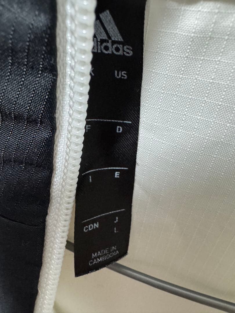 SixTONES松村北斗着用adidasナイロン