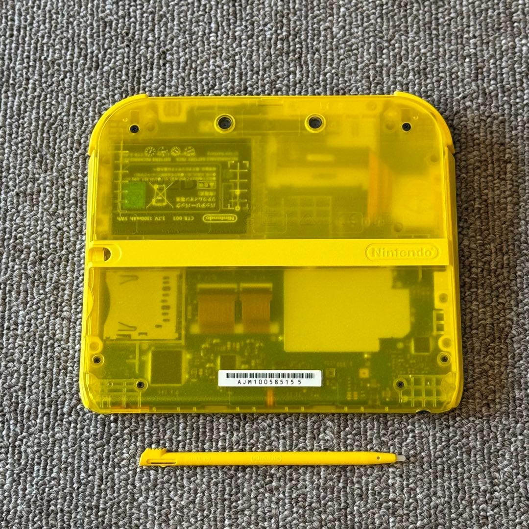 【ほぼ未使用】ニンテンドー2DS ポケットモンスター ピカチュウ 箱付き