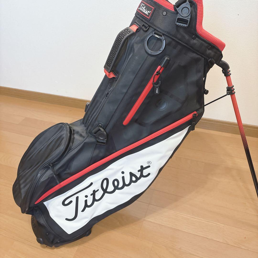 K407 Titleist スタンドキャディバッグ フード、ベルトなし