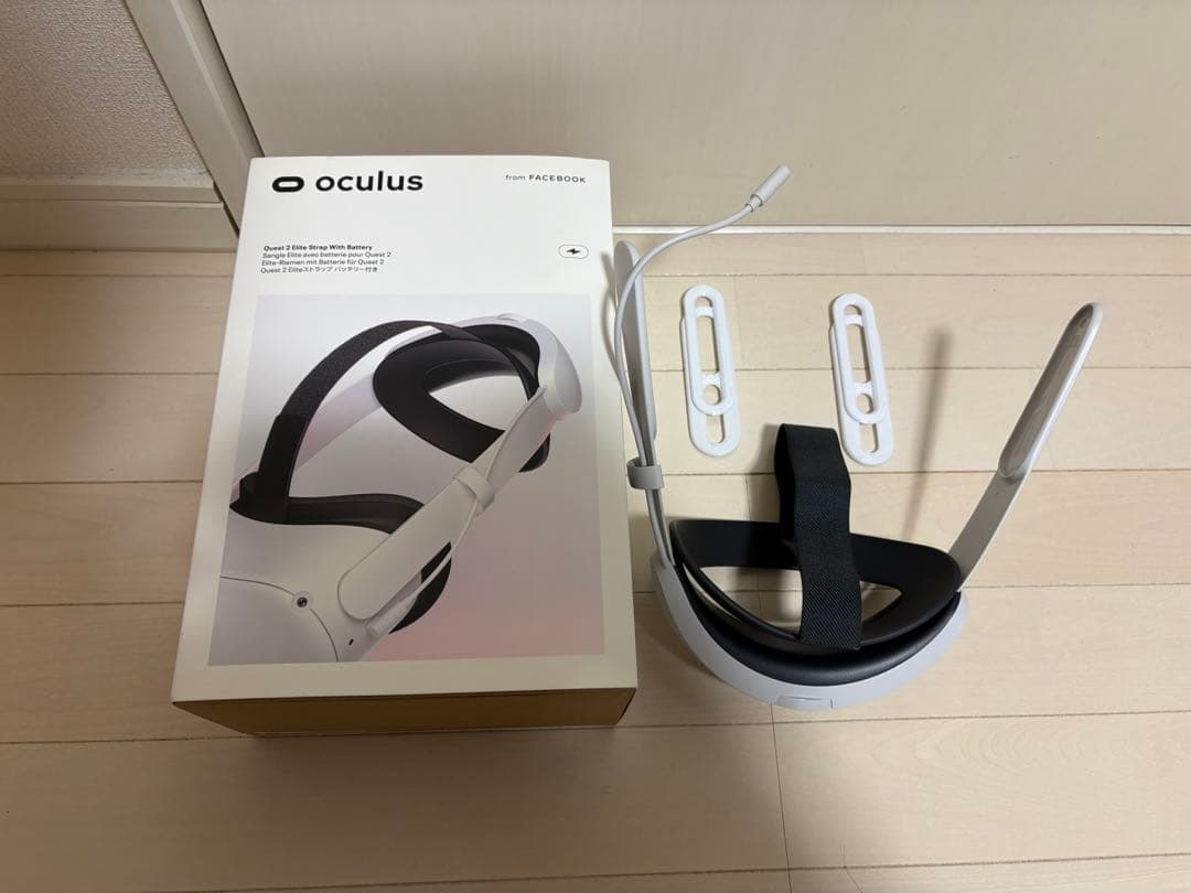  Quest 2 Elite Strapバッテリー付　3変換アダプタ付