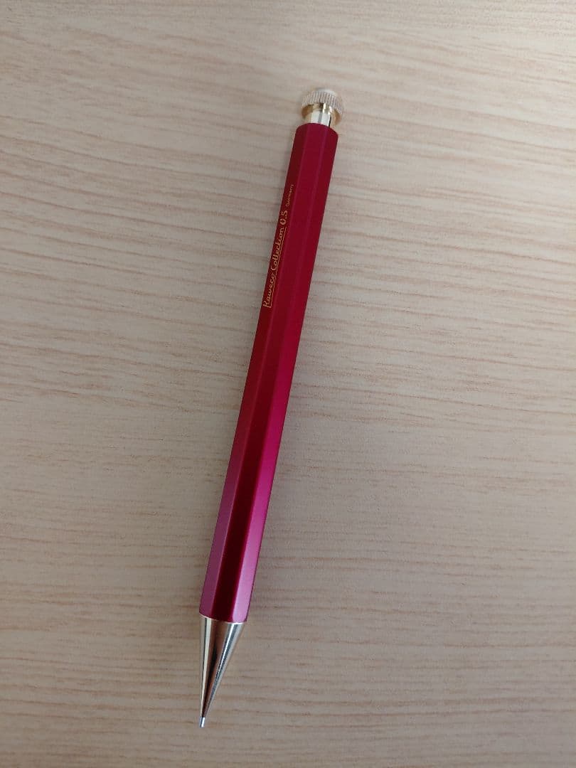今日限定値下げ　未使用　カヴェコスペシャルレッド0.5mm　クリップ付き