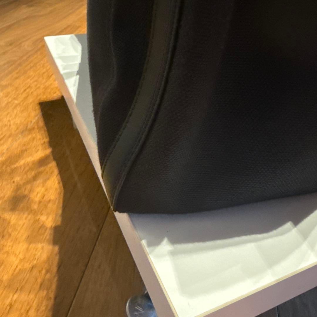 VALENTINO ブラック トートバッグ VLNT