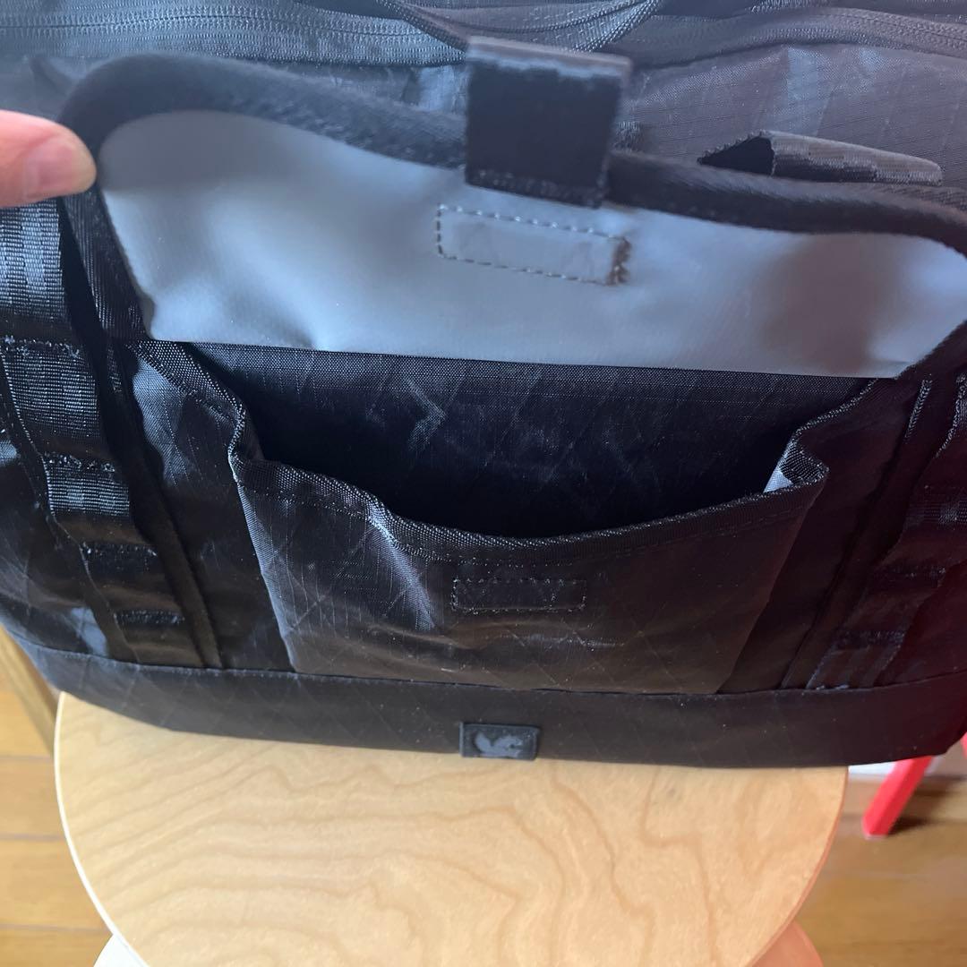 【最終値下】CHROME MIDTOWN 20L MESSENGER