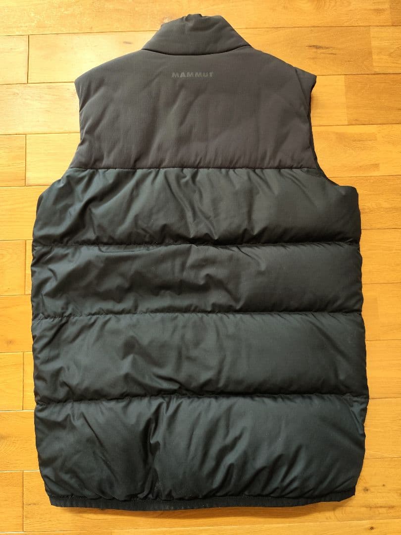 MAMMUT マムートダウンベスト Whitehorn In Vest 黒 S