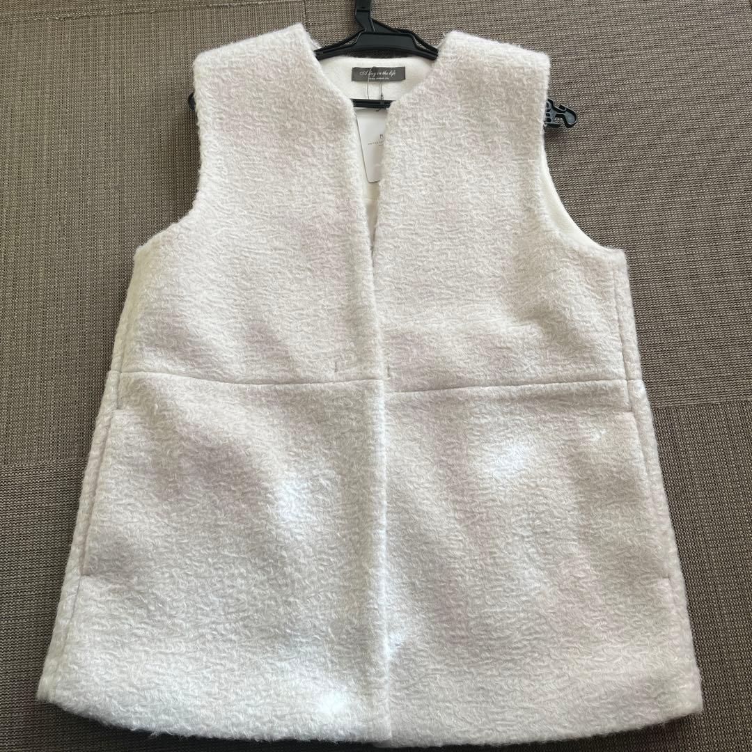 ☘️ユナイテッドアローズ☘️カールボア キーネックジレ