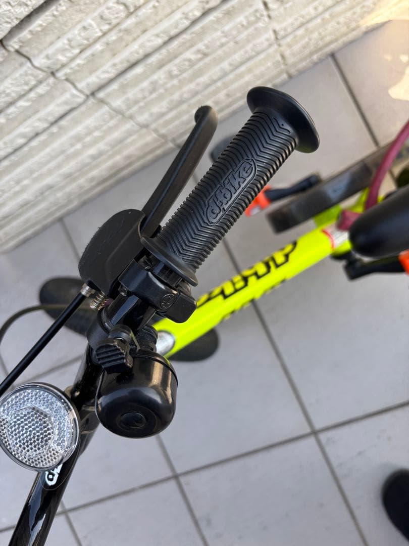 d-bike 12インチ キッズバイク 蛍光イエロー　美品です！