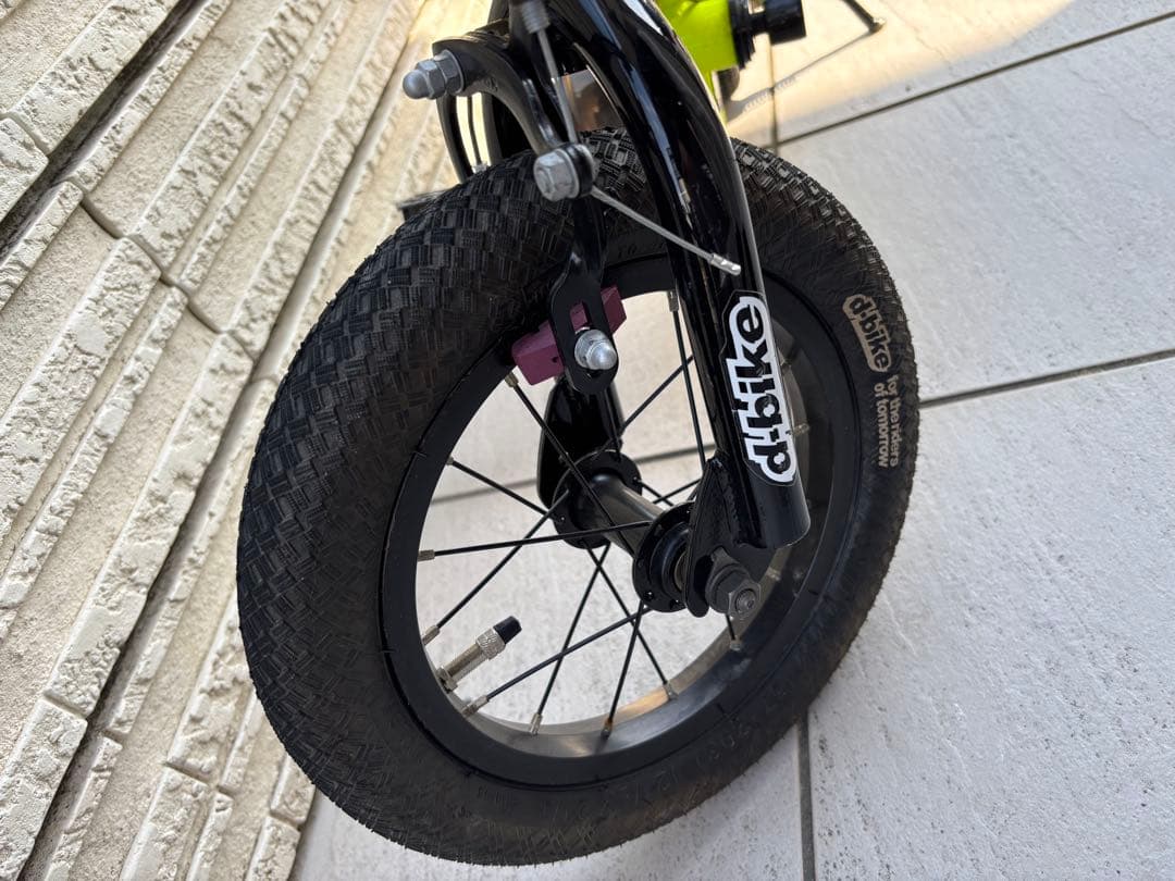 d-bike 12インチ キッズバイク 蛍光イエロー　美品です！