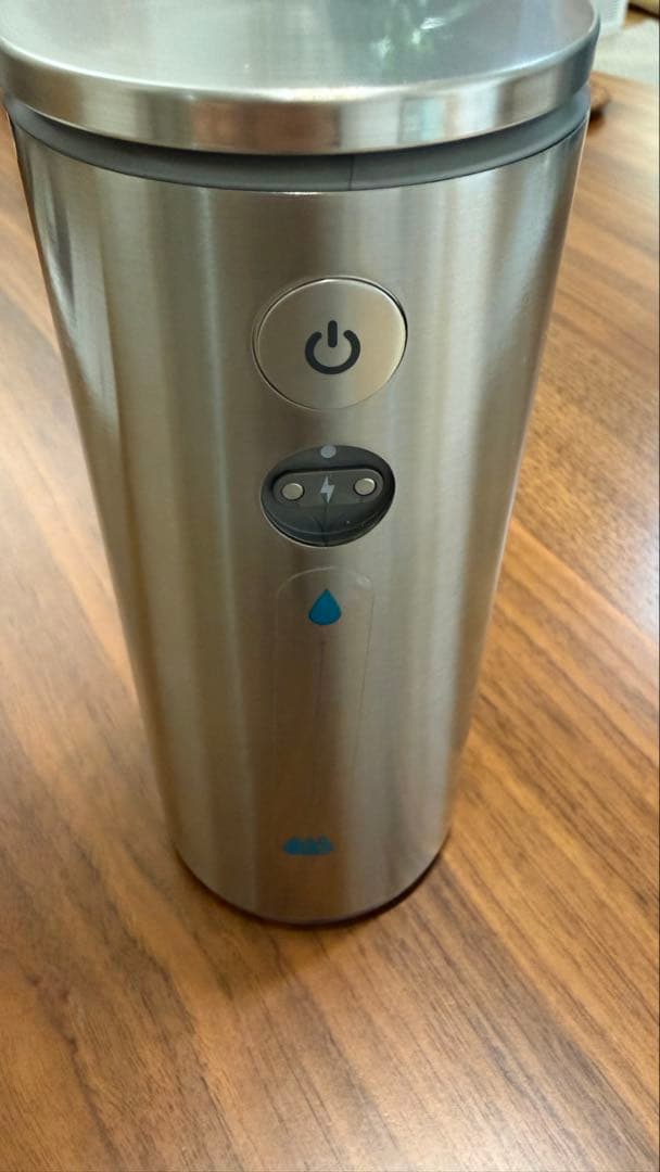ステンレス製センサーソープディスペンサーsimplehuman充電式