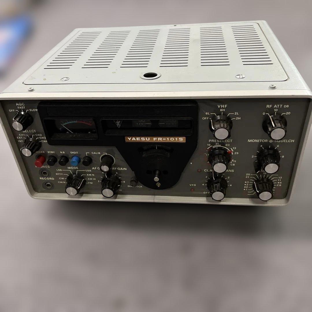 ク*ン様 YAESU 八重洲 デジタルレシーバー 無線機受信機 FR-101S