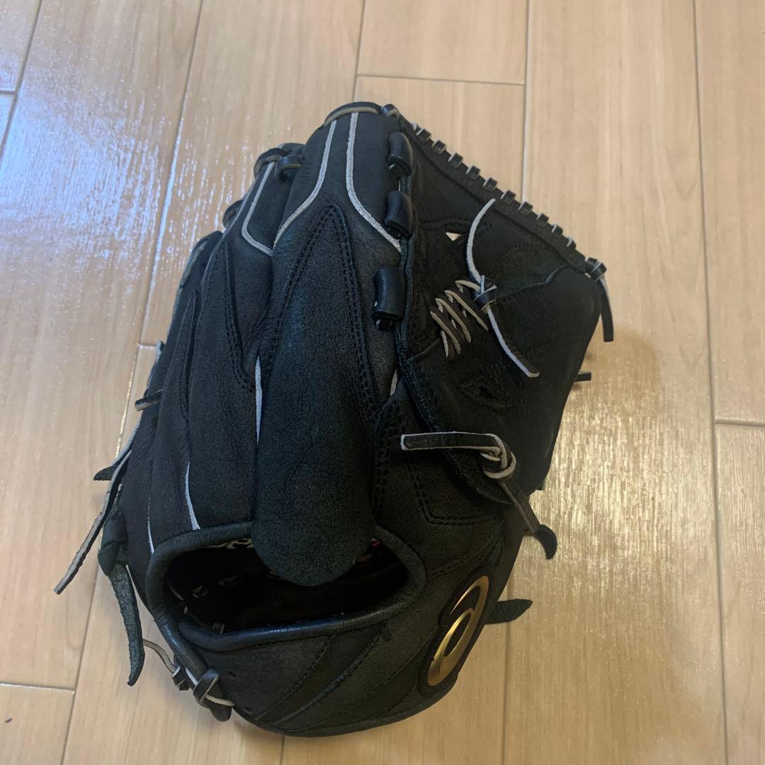 甲子園モデル　アシックス　硬式投手用