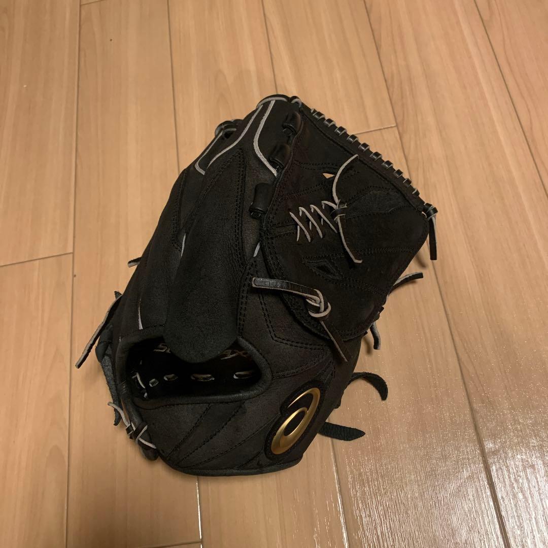 甲子園モデル　アシックス　硬式投手用