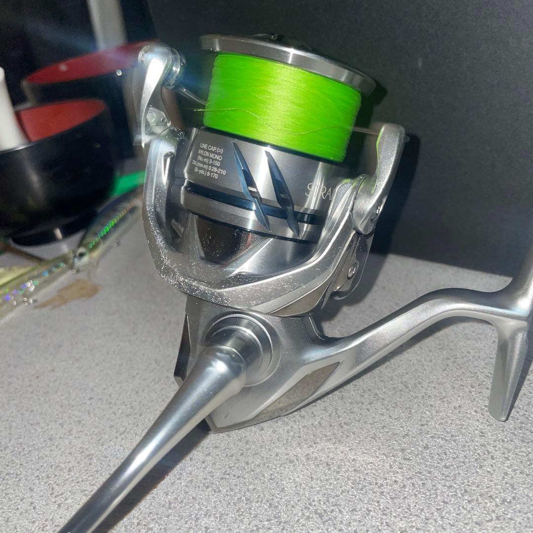 スピニングリール C3000 ストラディック