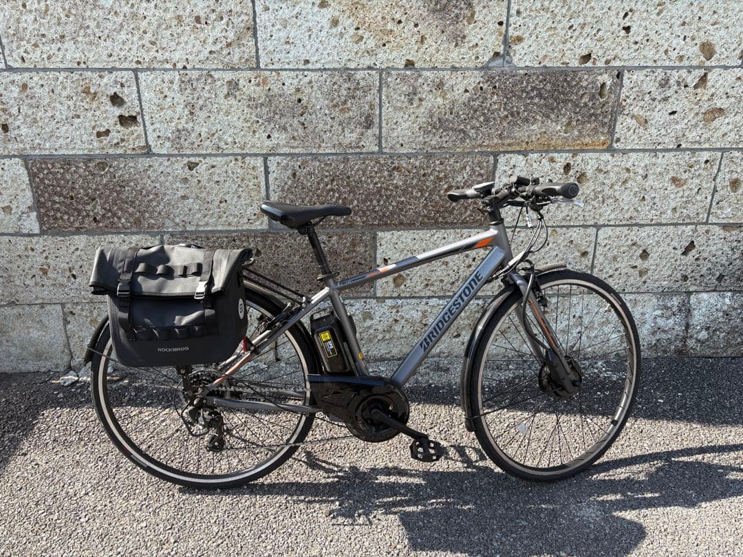 【送料込】2025年5月購入、ブリヂストン 電動アシスト自転車 TB1eグレー