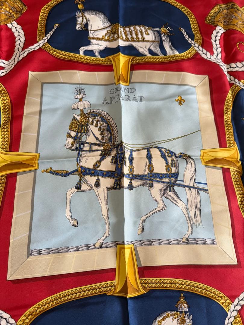 HERMES エルメスカレ90 GRAND APPARAT 盛装の馬スカーフ