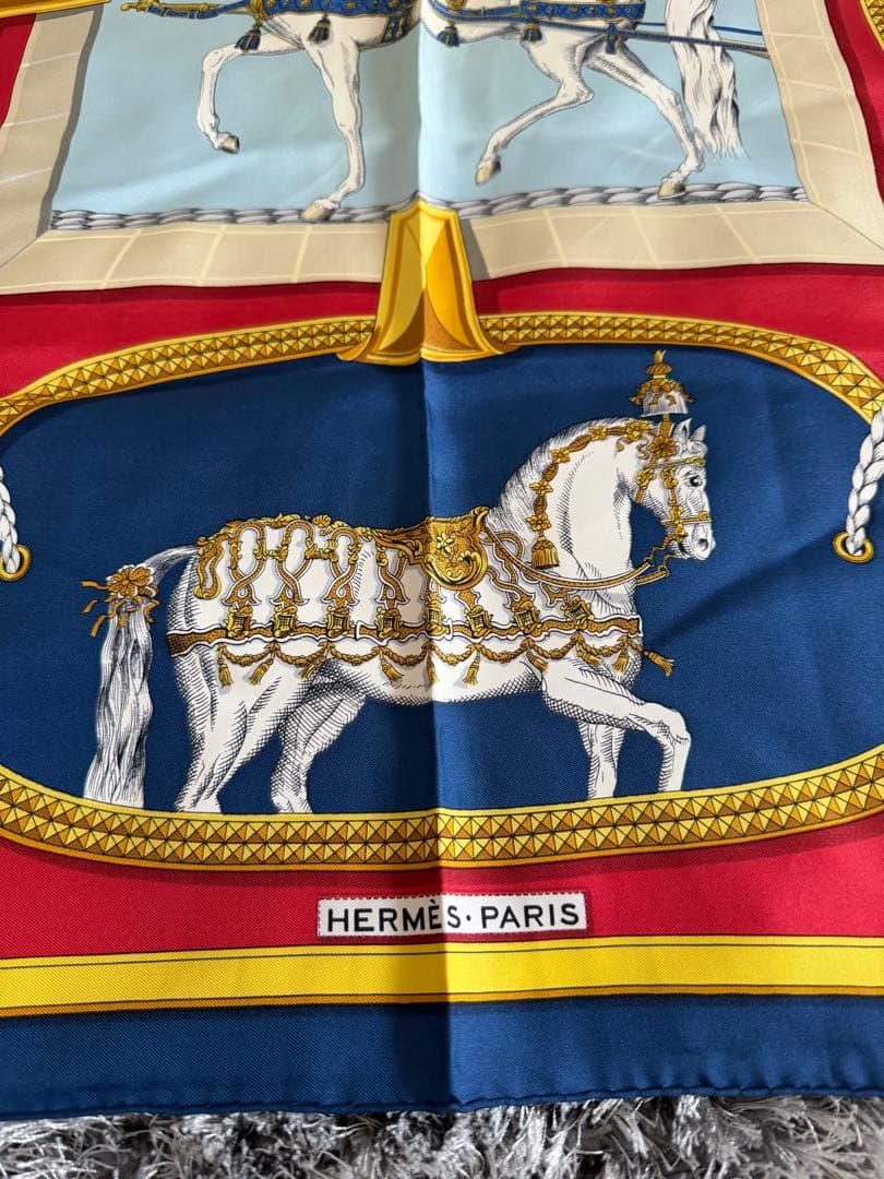 HERMES エルメスカレ90 GRAND APPARAT 盛装の馬スカーフ
